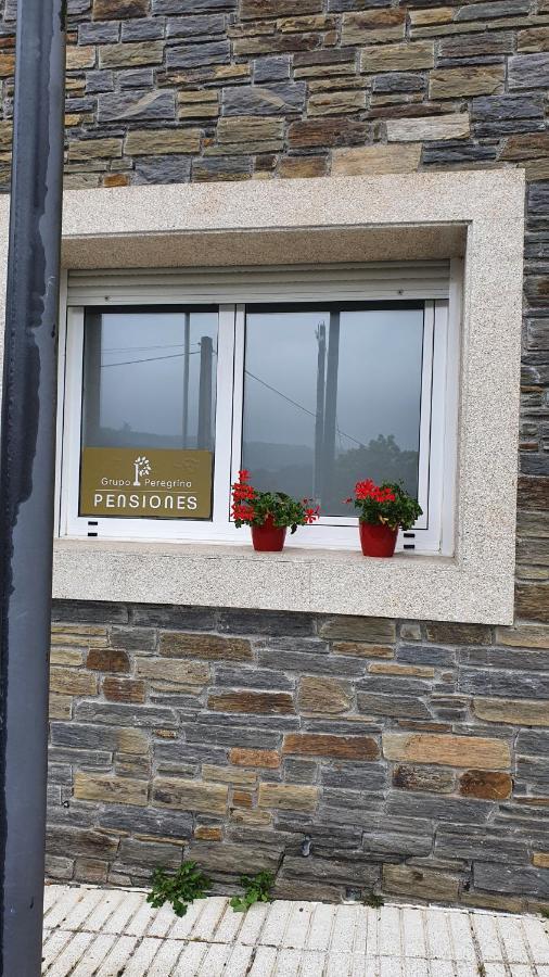 Peregrina Pension 4 O Pedrouzo Eksteriør billede